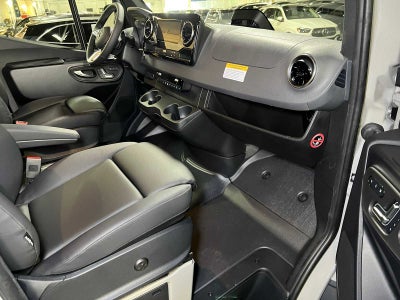 2026 Mercedes-Benz Sprinter Passenger 2500 Standard Roof I4 Diesel HO 144 AWD