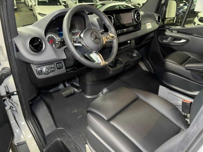 2026 Mercedes-Benz Sprinter Passenger 2500 Standard Roof I4 Diesel HO 144 AWD