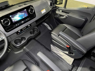 2026 Mercedes-Benz Sprinter Passenger 2500 Standard Roof I4 Diesel HO 144 AWD