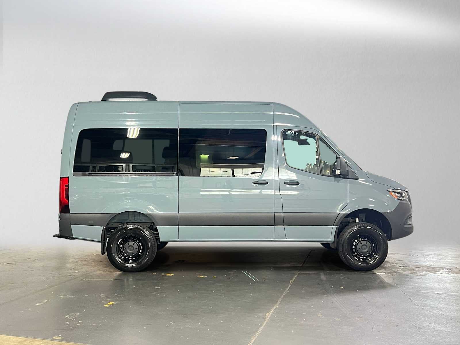 2026 Mercedes-Benz Sprinter Passenger 2500 Standard Roof I4 Diesel HO 144 AWD