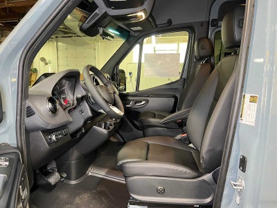 2026 Mercedes-Benz Sprinter Passenger 2500 Standard Roof I4 Diesel HO 144 AWD