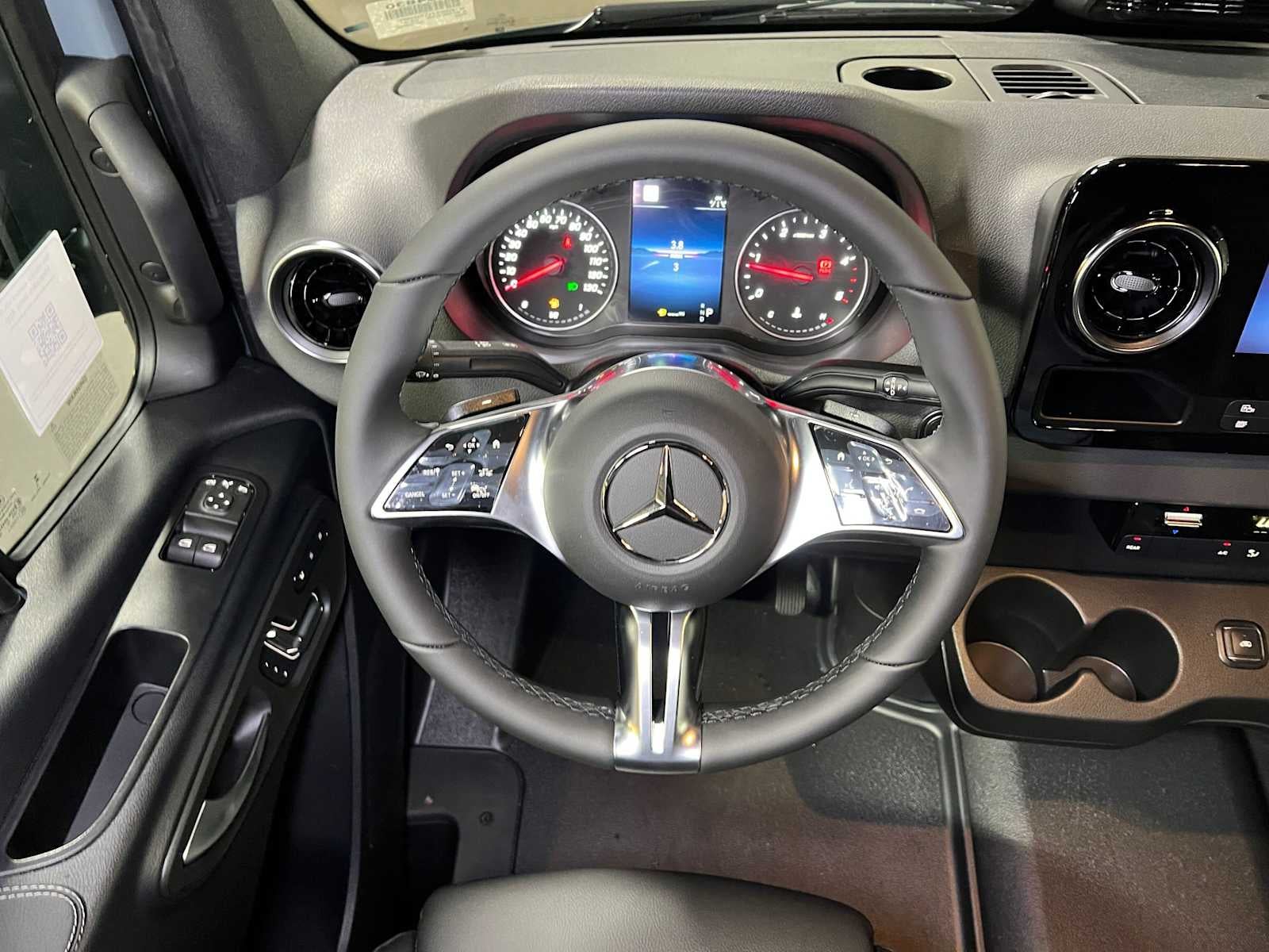 2026 Mercedes-Benz Sprinter Passenger 2500 Standard Roof I4 Diesel HO 144 AWD