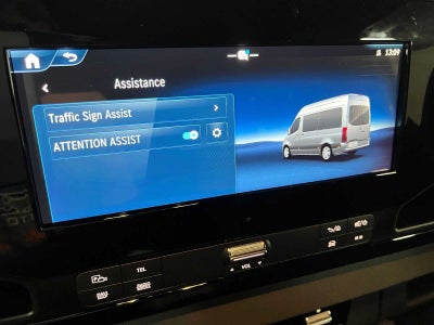 2026 Mercedes-Benz Sprinter Passenger 2500 Standard Roof I4 Diesel HO 144 AWD