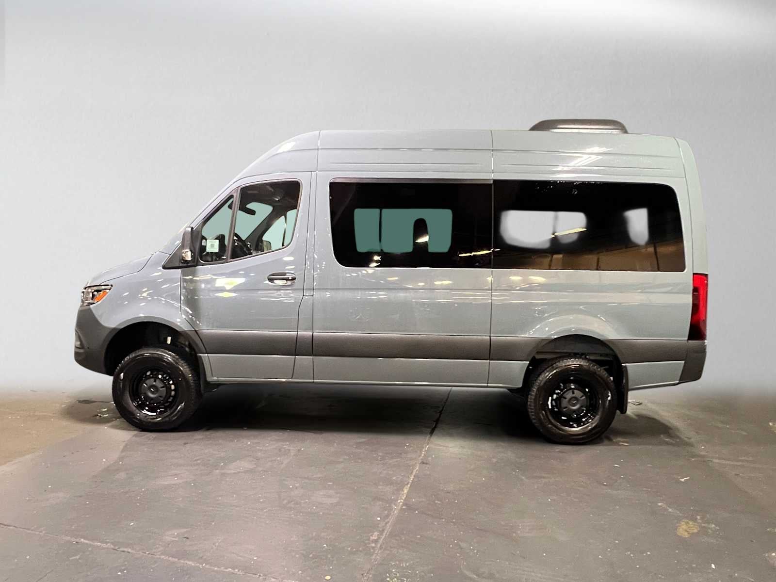 2026 Mercedes-Benz Sprinter Passenger Van 2500 Standard Roof I4 Diesel HO 144 AWD