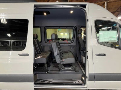 2026 Mercedes-Benz Sprinter Passenger 2500 Standard Roof I4 Diesel HO 144 AWD