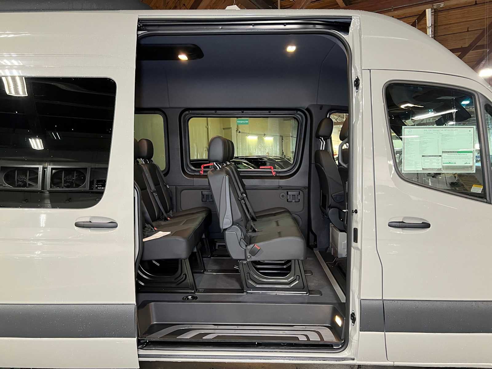 2026 Mercedes-Benz Sprinter Passenger 2500 Standard Roof I4 Diesel HO 144 AWD