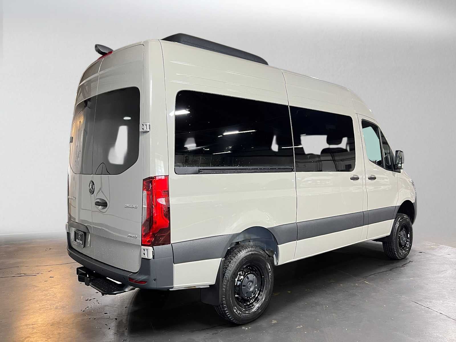 2026 Mercedes-Benz Sprinter Passenger 2500 Standard Roof I4 Diesel HO 144 AWD