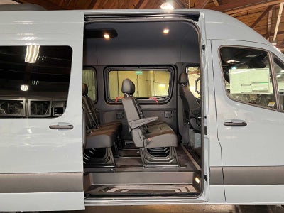 2026 Mercedes-Benz Sprinter Passenger 2500 Standard Roof I4 Diesel HO 144 AWD