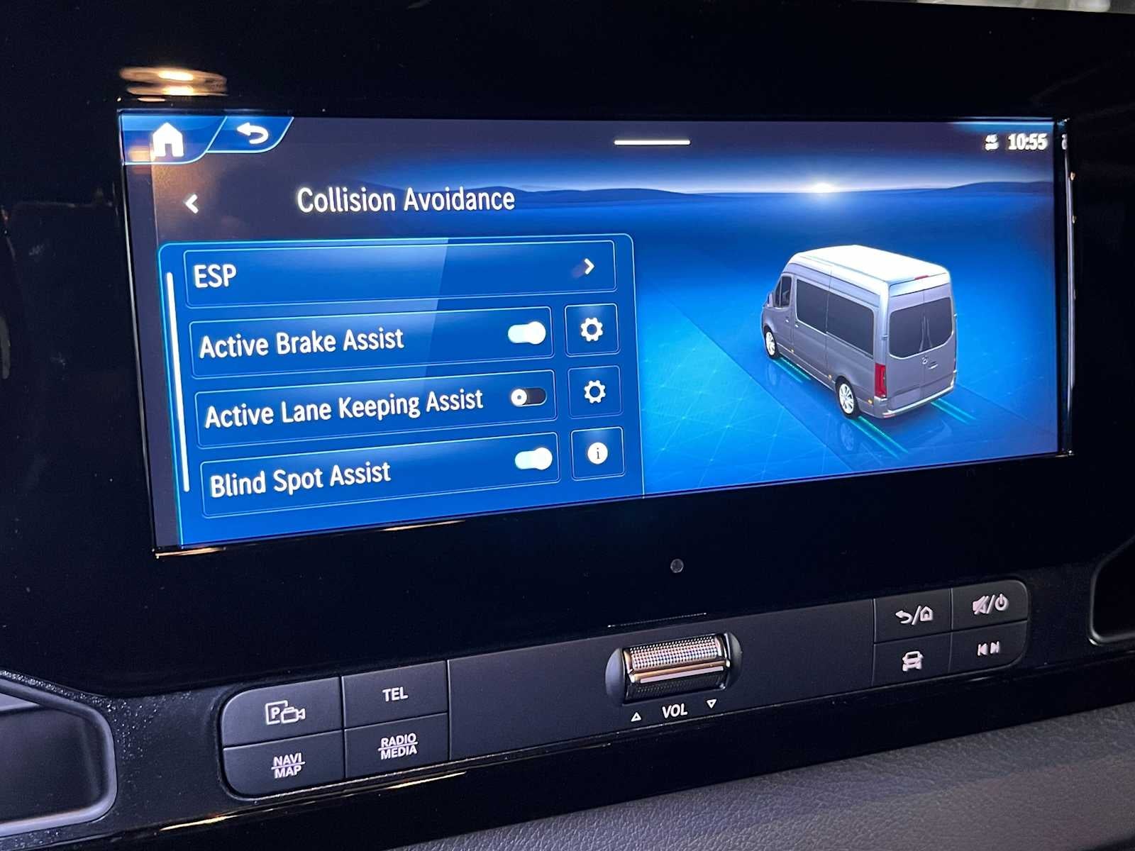 2026 Mercedes-Benz Sprinter Passenger 2500 Standard Roof I4 Diesel HO 144 AWD