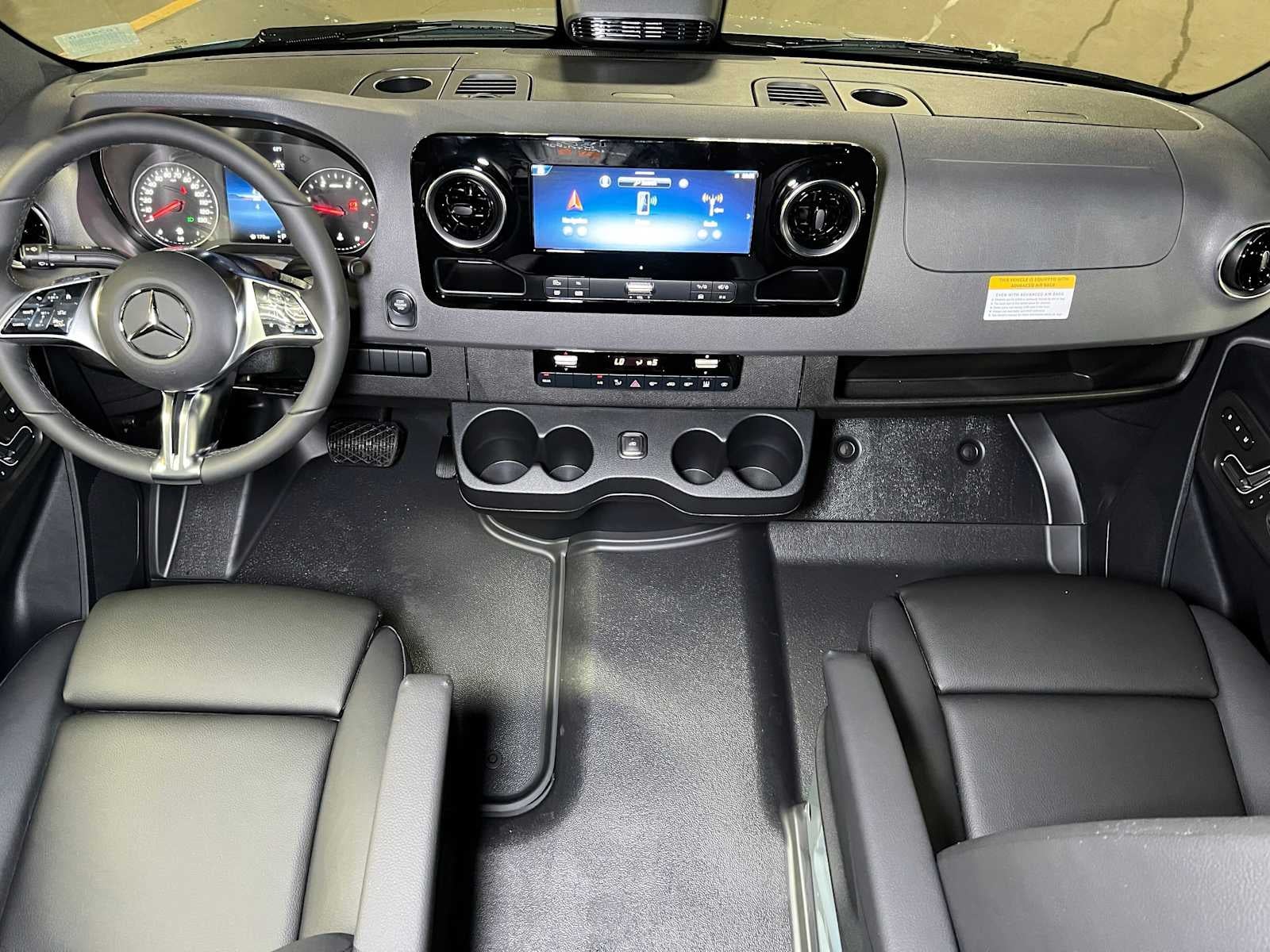 2026 Mercedes-Benz Sprinter Passenger 2500 Standard Roof I4 Diesel HO 144 AWD