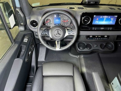 2026 Mercedes-Benz Sprinter Passenger 2500 Standard Roof I4 Diesel HO 144 AWD