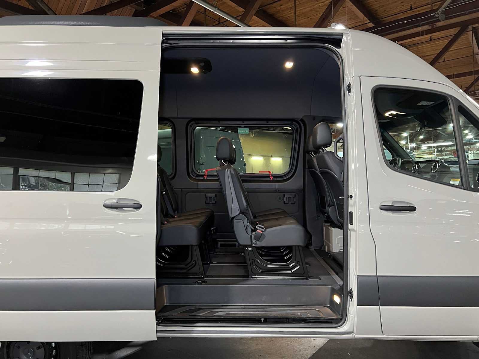 2026 Mercedes-Benz Sprinter Passenger 2500 Standard Roof I4 Diesel HO 144 AWD