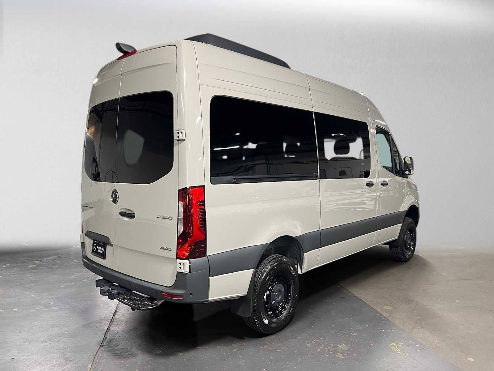 2026 Mercedes-Benz Sprinter Passenger 2500 Standard Roof I4 Diesel HO 144 AWD