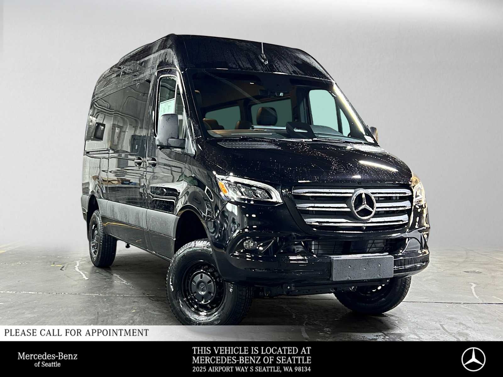 2026 Mercedes-Benz Sprinter Passenger Van 2500 Standard Roof I4 Diesel HO 144 AWD