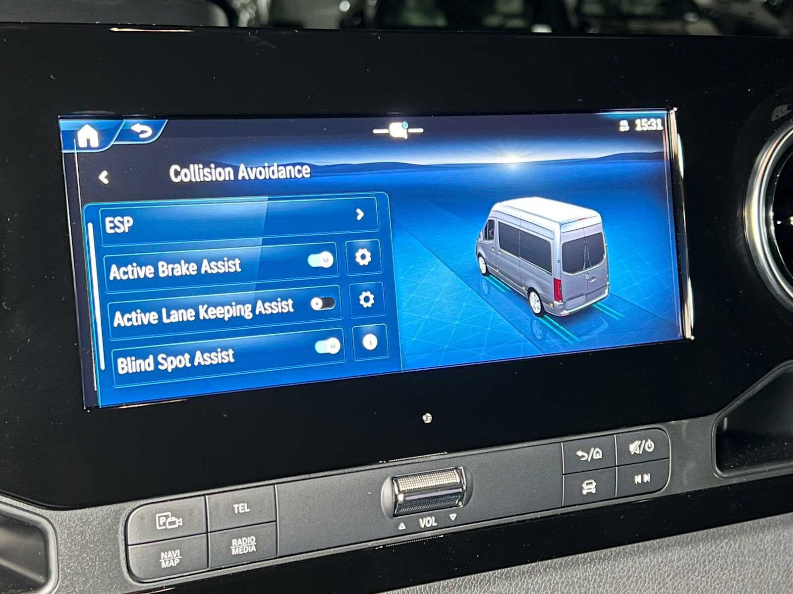 2026 Mercedes-Benz Sprinter Passenger Van 2500 Standard Roof I4 Diesel HO 144 AWD