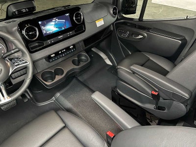 2026 Mercedes-Benz Sprinter Passenger Van 2500 Standard Roof I4 Diesel HO 144 AWD