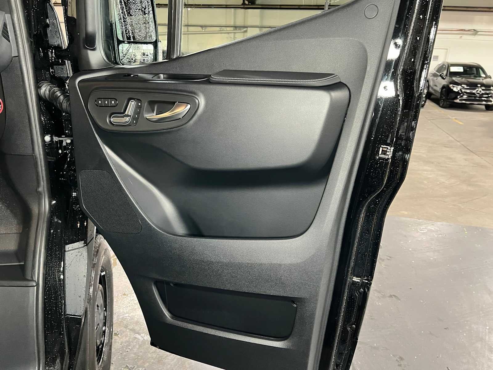 2026 Mercedes-Benz Sprinter Passenger Van 2500 Standard Roof I4 Diesel HO 144 AWD