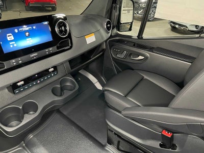 2026 Mercedes-Benz Sprinter Passenger Van 2500 Standard Roof I4 Diesel HO 144 AWD