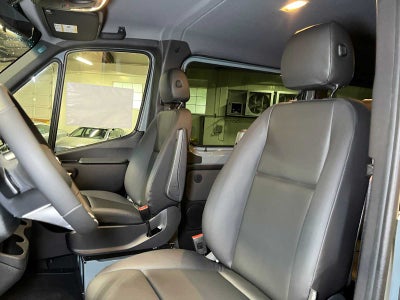 2026 Mercedes-Benz Sprinter Passenger Van 2500 Standard Roof I4 Diesel HO 144 AWD