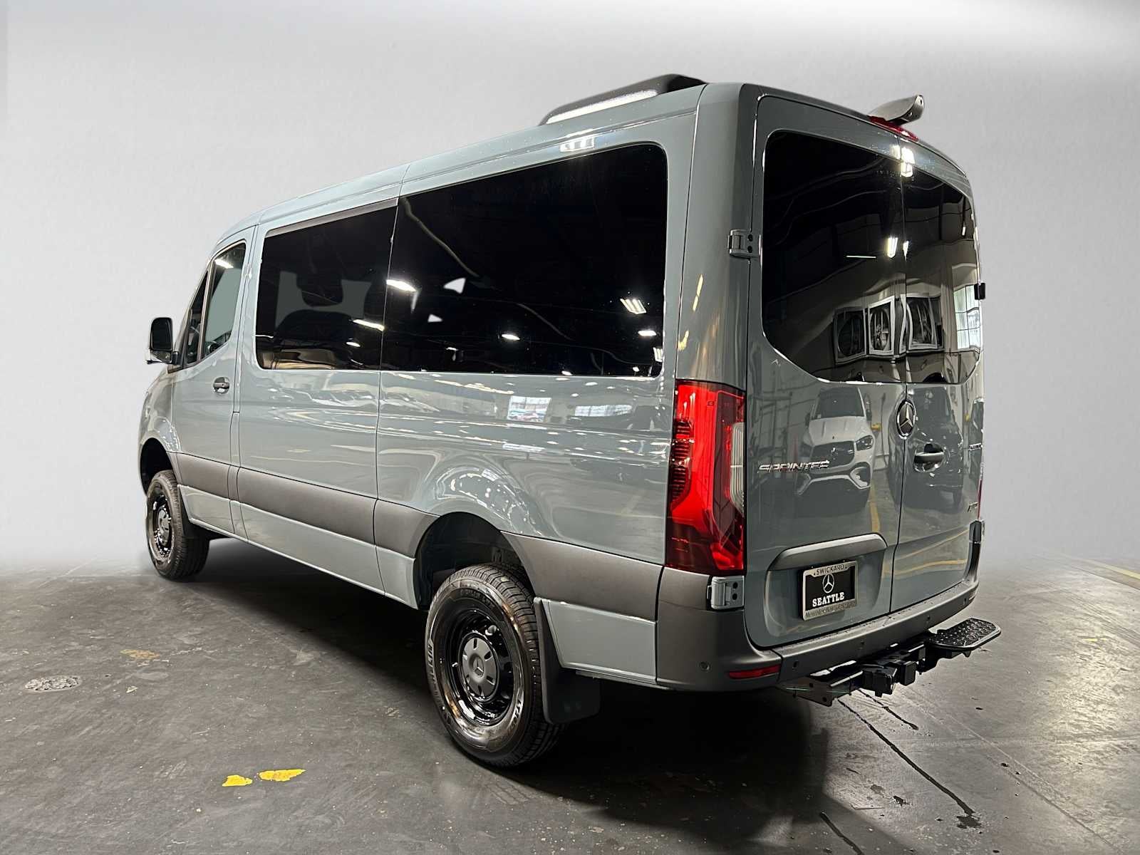 2026 Mercedes-Benz Sprinter Passenger Van 2500 Standard Roof I4 Diesel HO 144 AWD