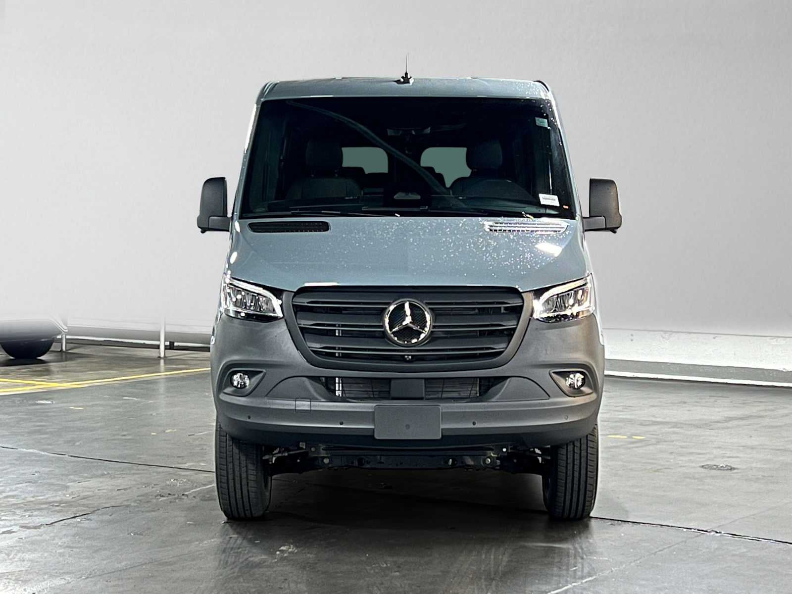 2026 Mercedes-Benz Sprinter Passenger Van 2500 Standard Roof I4 Diesel HO 144 AWD
