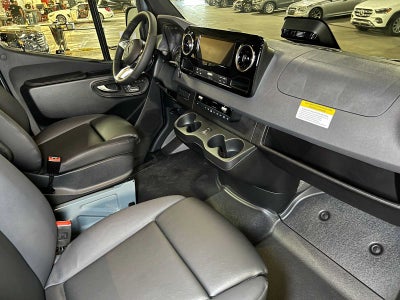 2026 Mercedes-Benz Sprinter Passenger 2500 Standard Roof I4 Diesel HO 144 AWD