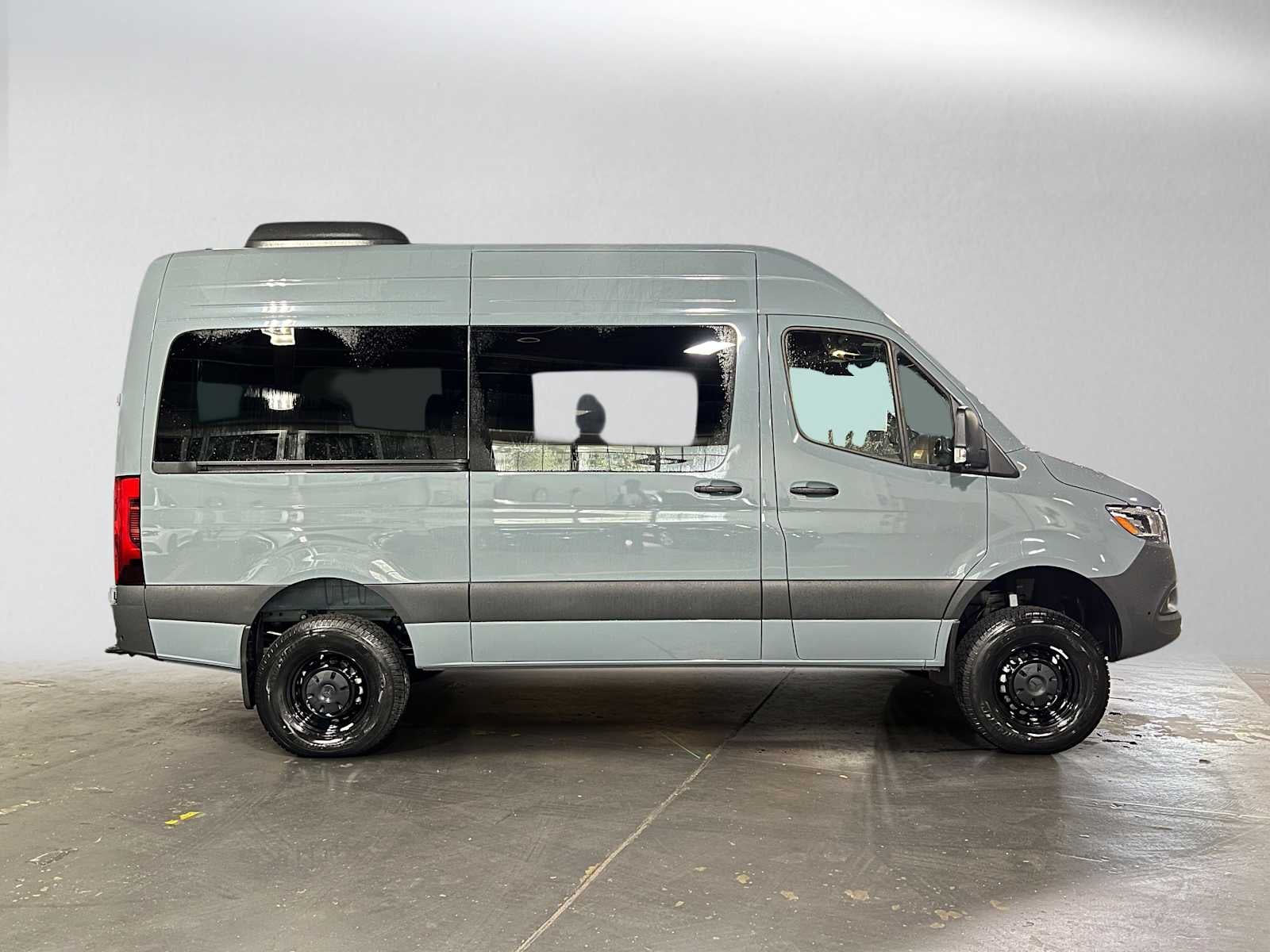 2026 Mercedes-Benz Sprinter Passenger 2500 Standard Roof I4 Diesel HO 144 AWD