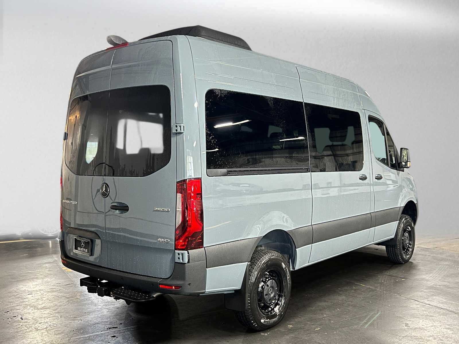 2026 Mercedes-Benz Sprinter Passenger 2500 Standard Roof I4 Diesel HO 144 AWD