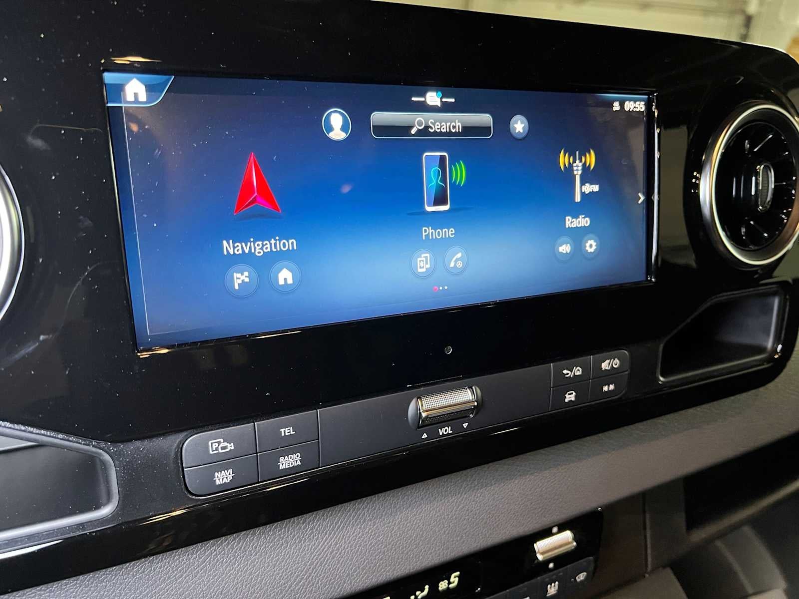 2026 Mercedes-Benz Sprinter Passenger 2500 Standard Roof I4 Diesel HO 144 AWD