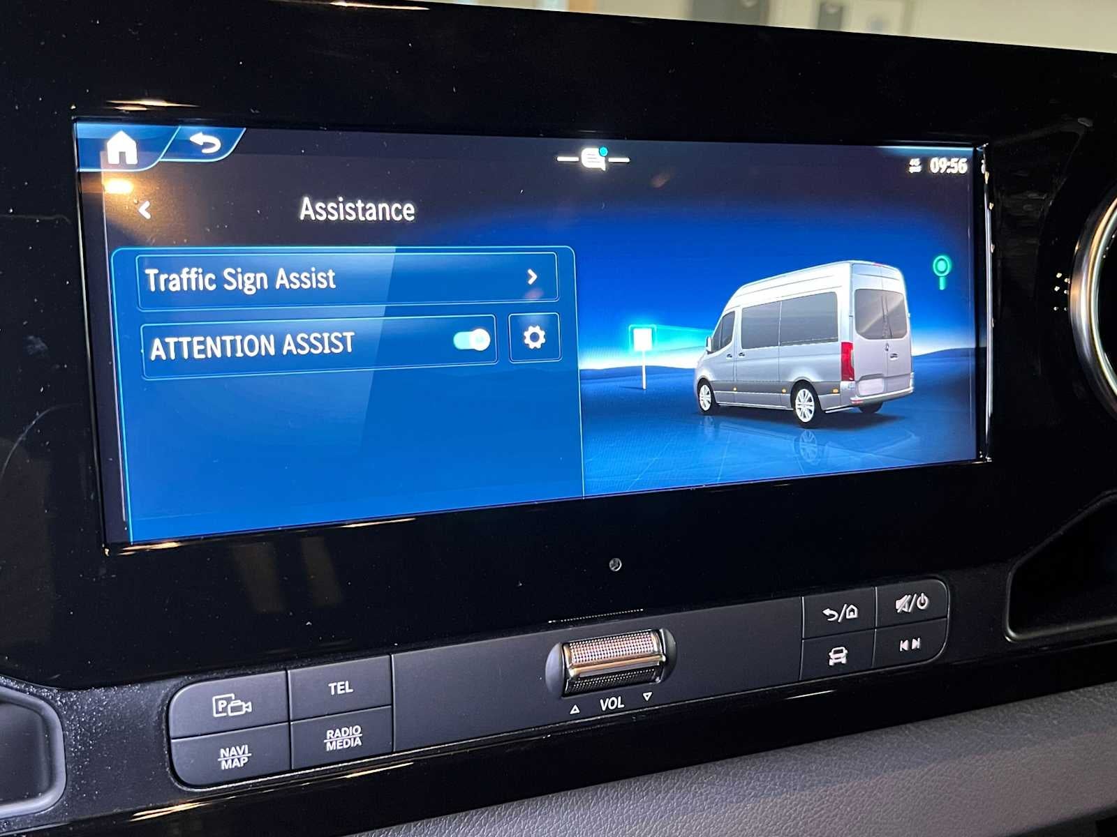 2026 Mercedes-Benz Sprinter Passenger 2500 Standard Roof I4 Diesel HO 144 AWD