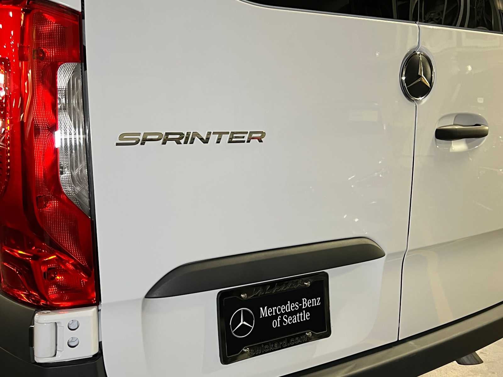 2025 Mercedes-Benz Sprinter Passenger Van 2500 Standard Roof I4 Diesel HO 144 AWD