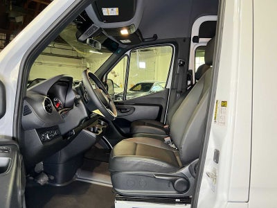 2025 Mercedes-Benz Sprinter Passenger Van 2500 Standard Roof I4 Diesel HO 144 AWD