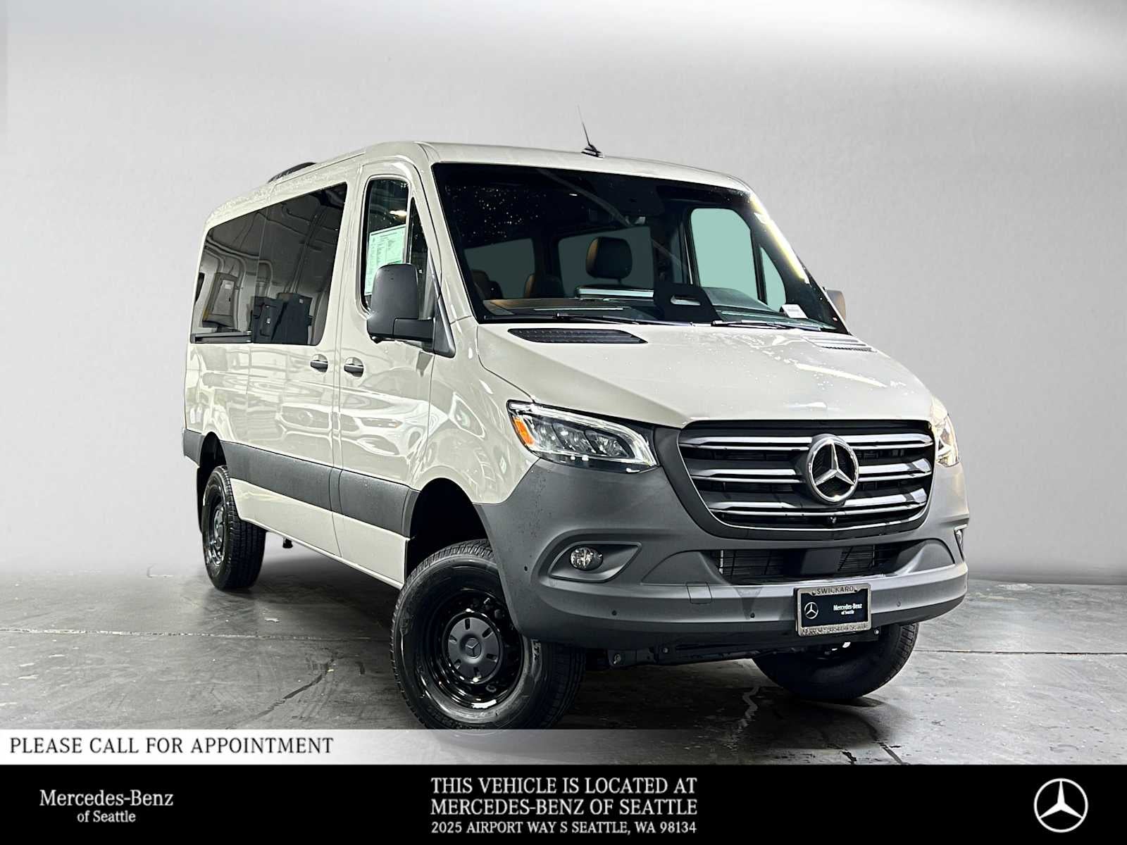 2026 Mercedes-Benz Sprinter Passenger Van 2500 Standard Roof I4 Diesel HO 144 AWD