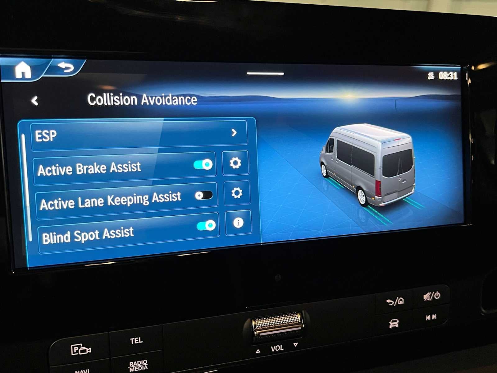 2026 Mercedes-Benz Sprinter Passenger Van 2500 Standard Roof I4 Diesel HO 144 AWD