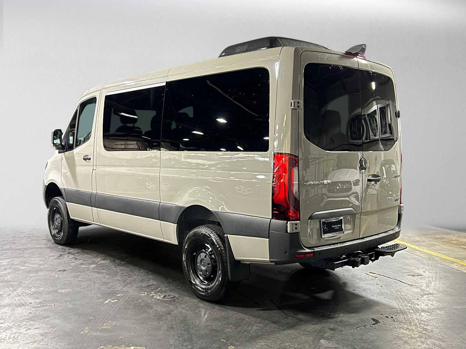 2026 Mercedes-Benz Sprinter Passenger Van 2500 Standard Roof I4 Diesel HO 144 AWD