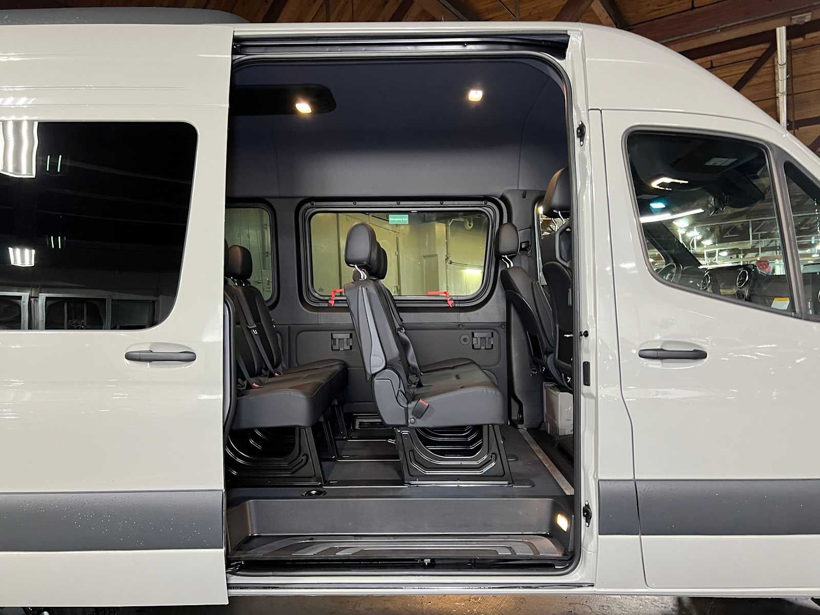 2026 Mercedes-Benz Sprinter Passenger 2500 Standard Roof I4 Diesel HO 144 AWD