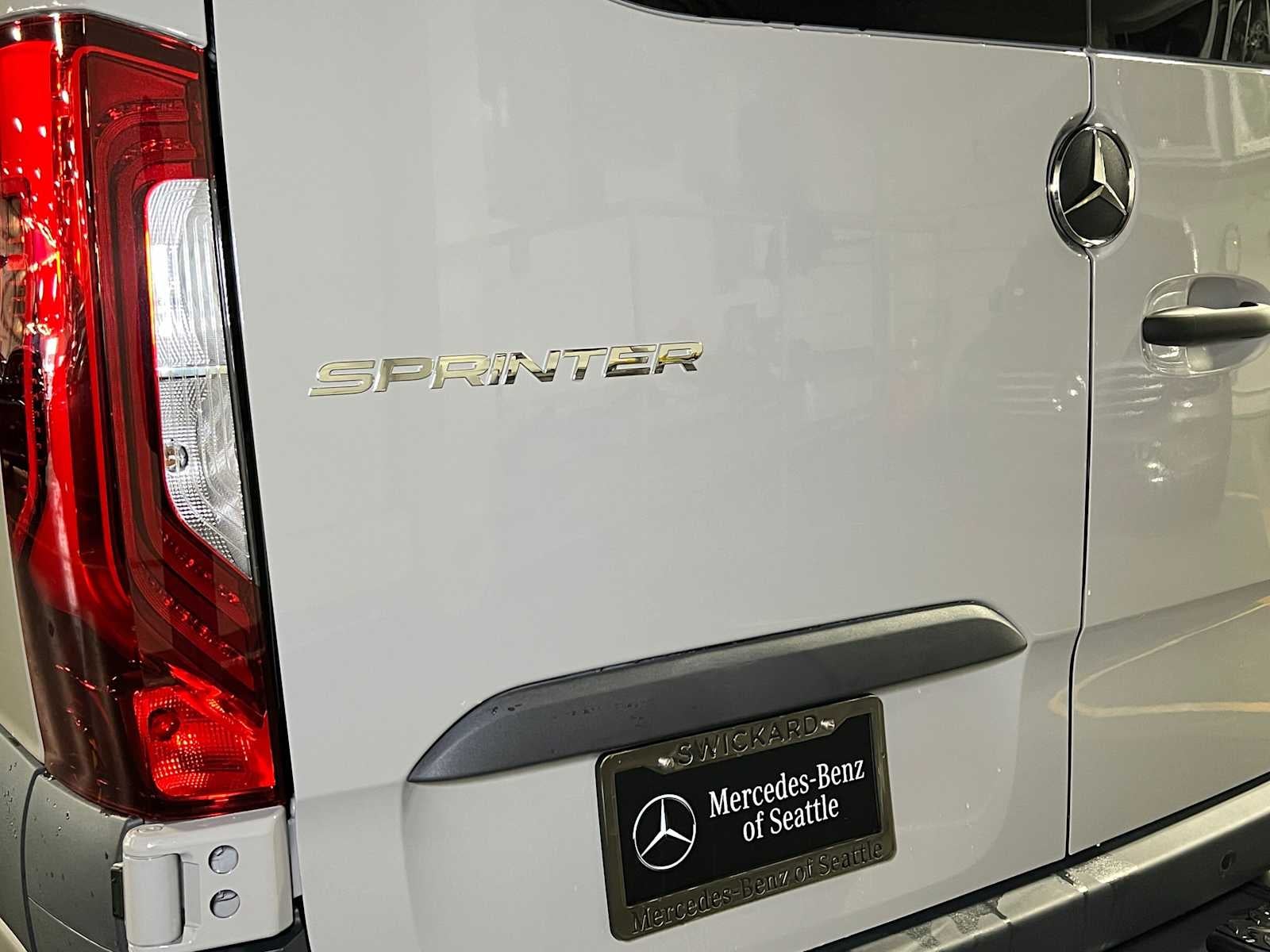 2026 Mercedes-Benz Sprinter Passenger 2500 Standard Roof I4 Diesel HO 144 AWD