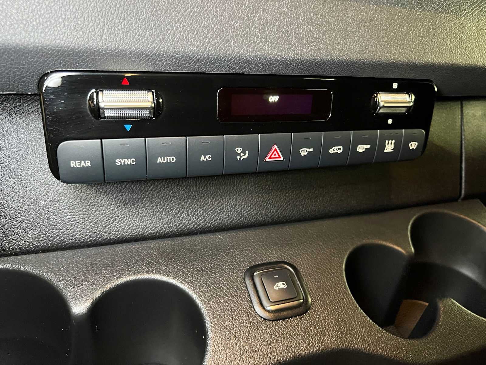 2026 Mercedes-Benz Sprinter Passenger 2500 Standard Roof I4 Diesel HO 144 AWD