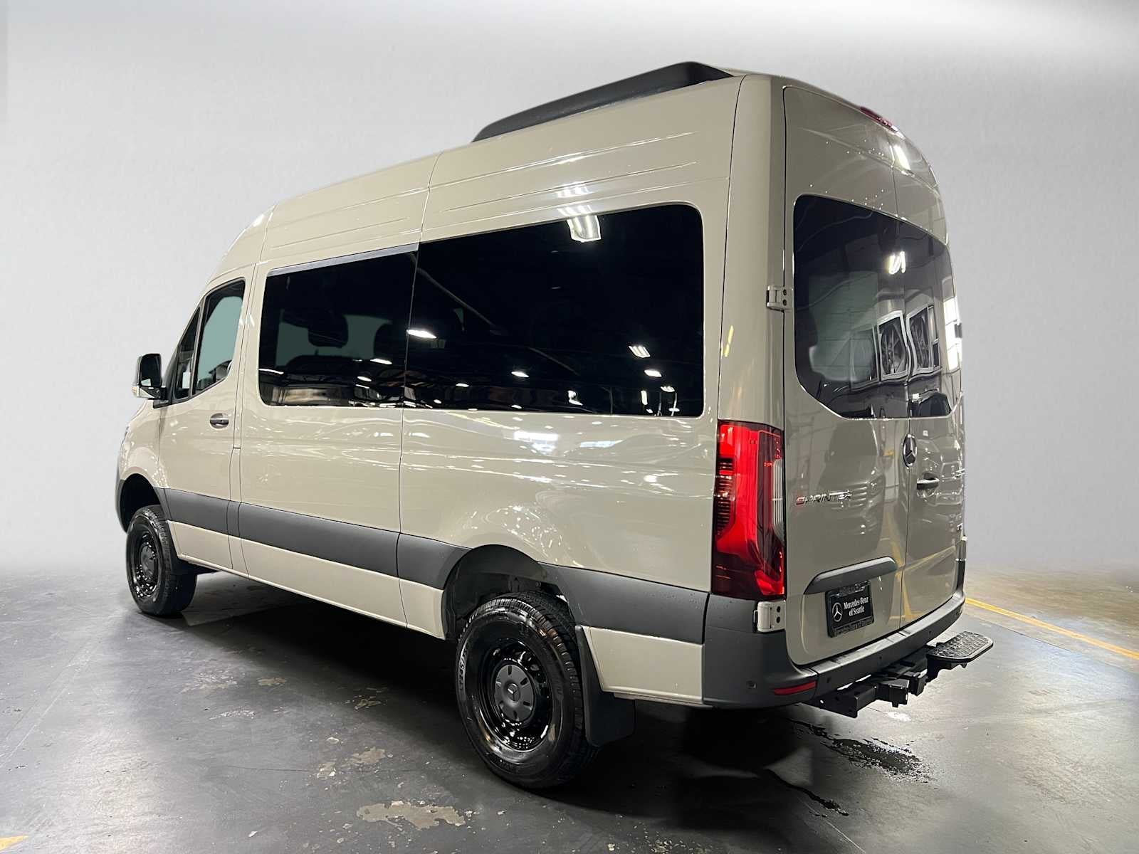 2026 Mercedes-Benz Sprinter Passenger 2500 Standard Roof I4 Diesel HO 144 AWD