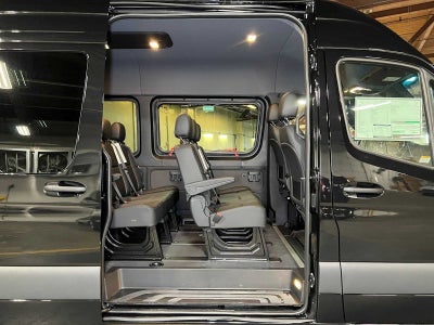 2026 Mercedes-Benz Sprinter Passenger 2500 Standard Roof I4 Diesel HO 144 AWD
