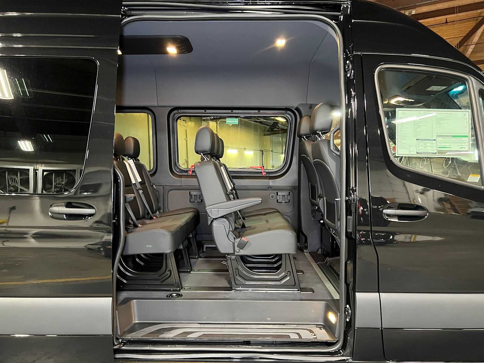 2026 Mercedes-Benz Sprinter Passenger 2500 Standard Roof I4 Diesel HO 144 AWD