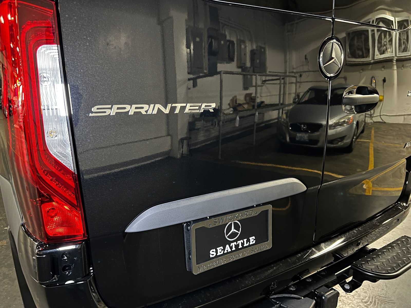 2026 Mercedes-Benz Sprinter Passenger 2500 Standard Roof I4 Diesel HO 144 AWD