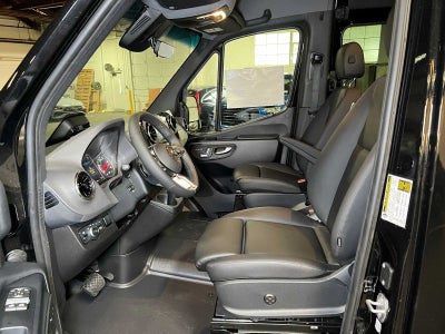 2026 Mercedes-Benz Sprinter Passenger 2500 Standard Roof I4 Diesel HO 144 AWD