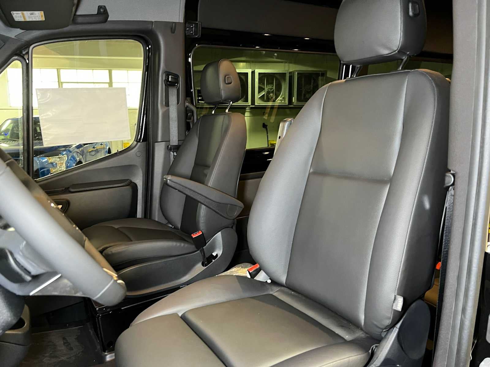 2026 Mercedes-Benz Sprinter Passenger 2500 Standard Roof I4 Diesel HO 144 AWD