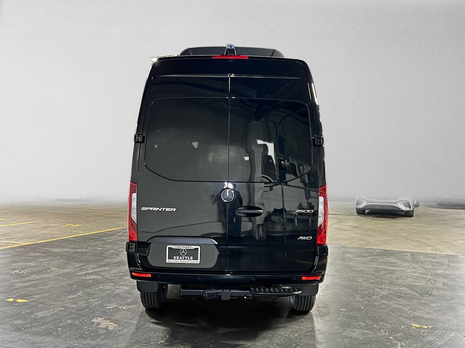 2026 Mercedes-Benz Sprinter Passenger 2500 Standard Roof I4 Diesel HO 144 AWD