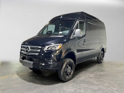 2026 Mercedes-Benz Sprinter Passenger 2500 Standard Roof I4 Diesel HO 144 AWD