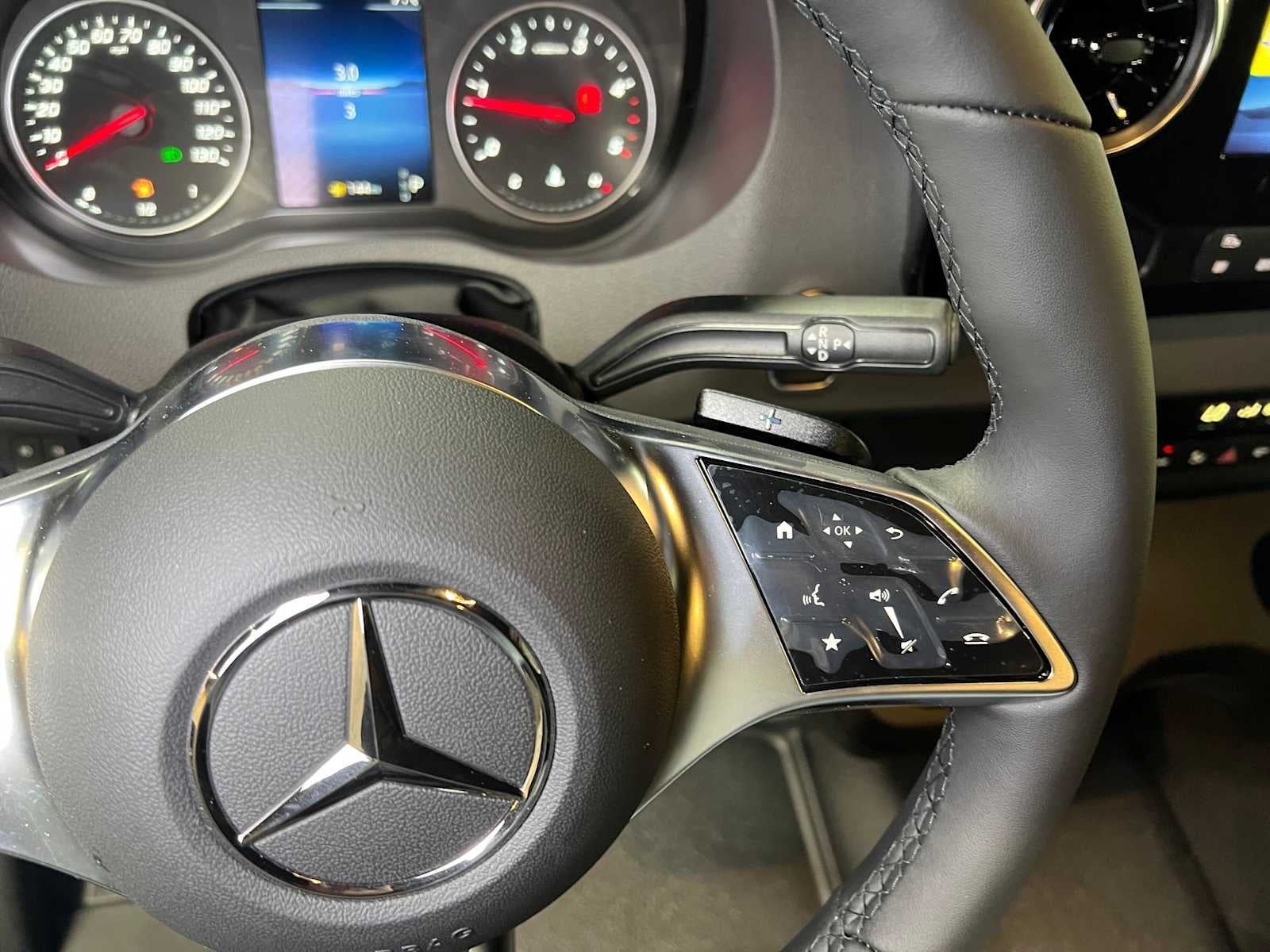 2026 Mercedes-Benz Sprinter Passenger 2500 Standard Roof I4 Diesel HO 144 AWD