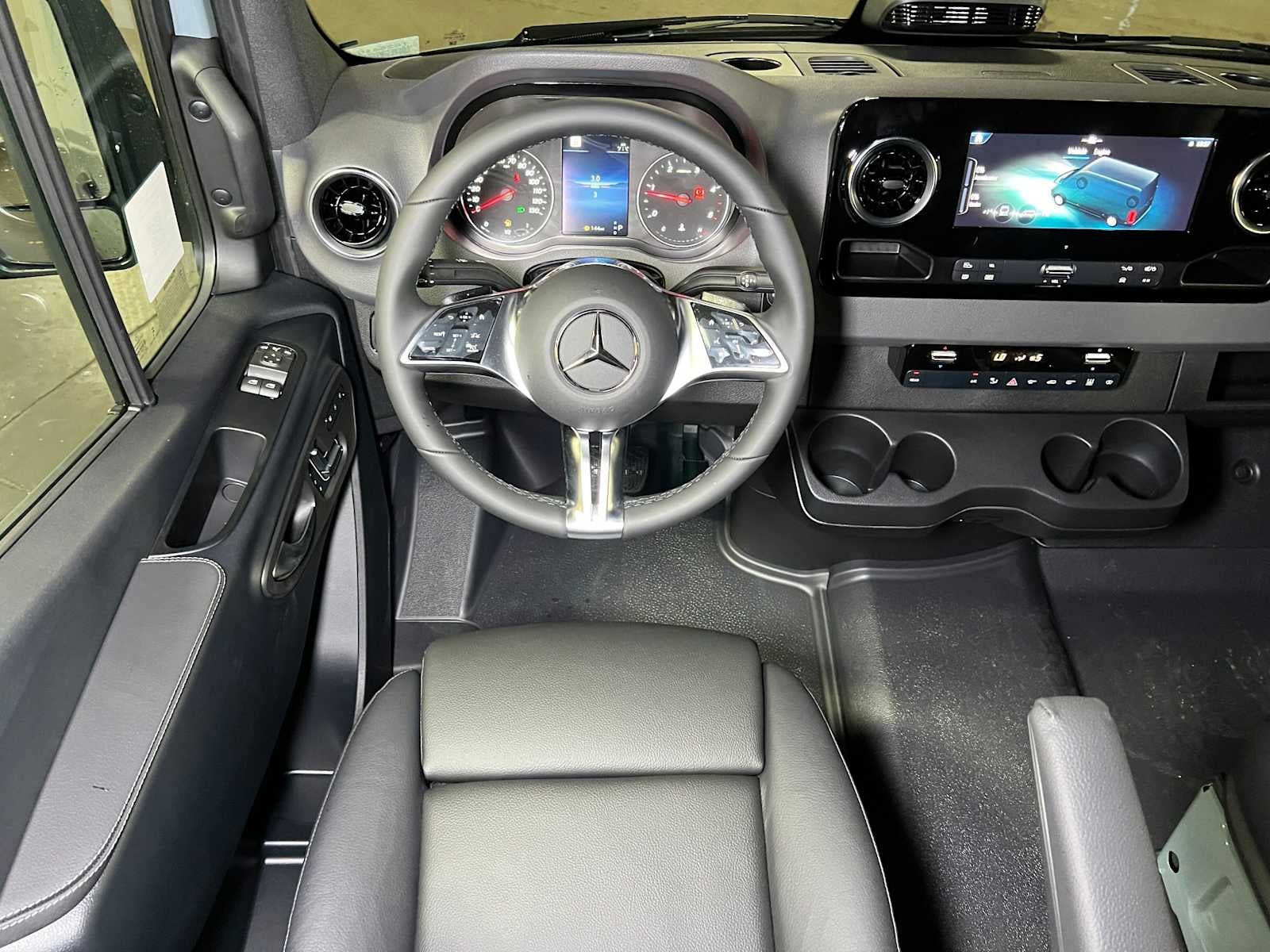2026 Mercedes-Benz Sprinter Passenger 2500 Standard Roof I4 Diesel HO 144 AWD