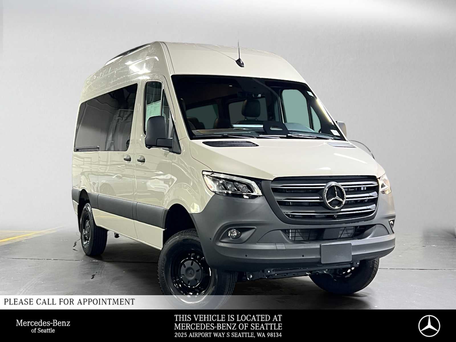 2026 Mercedes-Benz Sprinter Passenger 2500 Standard Roof I4 Diesel HO 144 AWD