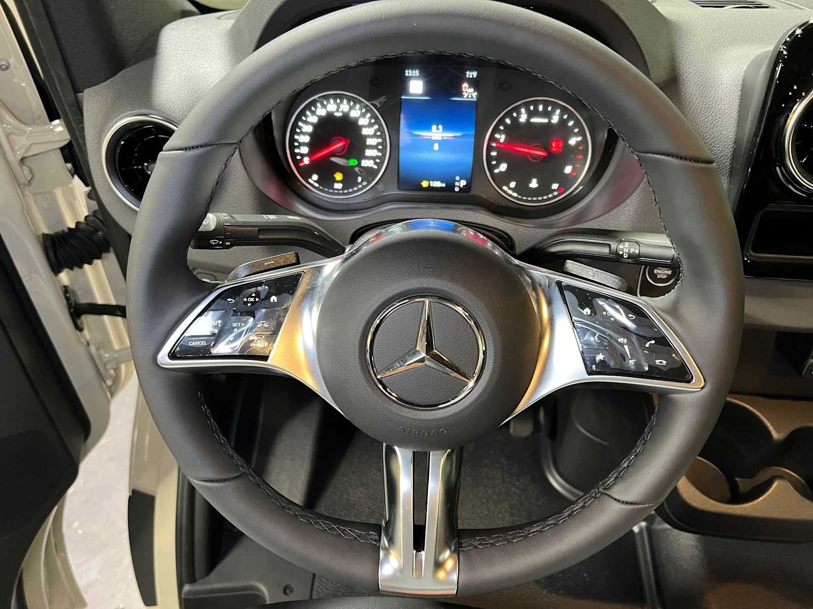 2026 Mercedes-Benz Sprinter Passenger 2500 Standard Roof I4 Diesel HO 144 AWD